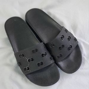 Gucci slides